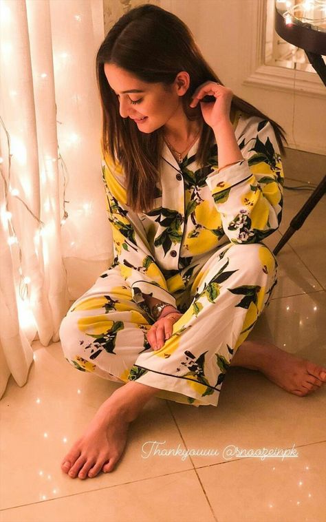 Night dress Girls Night Dress, Haldi Outfit, Flannel Fashion, Frock Fashion, Indian Designer Suits, Beautiful Casual Dresses, Pakistani Dresses Casual, Casual Party Dresses, Night Dress For Women