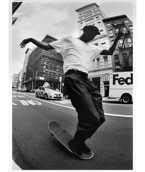 Fisheye Skate, Quentin De Briey, Personal Project Ideas, Skate Photography, Skate Photos, Skateboard Photography, Skateboard Design, Skate Style, Project Photo