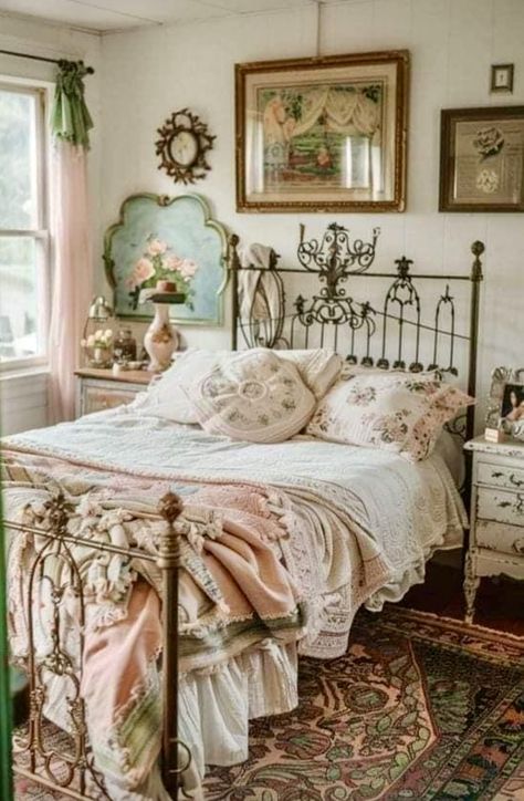 Faded Glamour, Cottagecore Bedroom Ideas, Pastel Inspiration, Cottagecore Bedroom, Iron Beds, Vintage Bedroom Ideas, Vintage Bedroom Decor, Lakeside Cabin, Chic Bedroom Decor