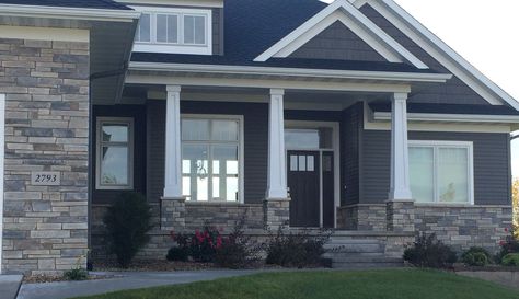 Boral Echo Ridge Country Ledgestone Blue Siding House With Stone, Echo Ridge Country Ledgestone, Outside House Colors, Blue Siding, Gray House Exterior, Stone Exterior Houses, Lake Houses Exterior, Exterior House Color, Cultured Stone