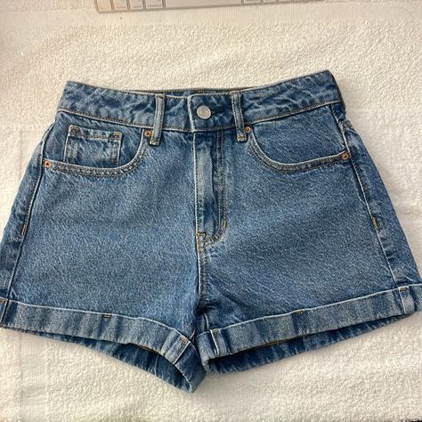 These Are Nwot Questions? Leave A Comment Below! Cute Jean Shorts, Mom Jean Shorts, High Rise Jean Shorts, Pacsun Shorts, Short Jean, Mom Jeans Shorts, Classy Casual Outfits, Classy Casual, Pinterest Outfits