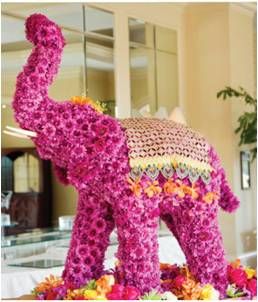 Floral elephant Wedding Elephant, Elephant Indian, Hindu Wedding Invitations, Indian Theme, Wedding Mandap, Indian Party, Wedding Reception Centerpieces, Indian Wedding Reception, Reception Centerpieces