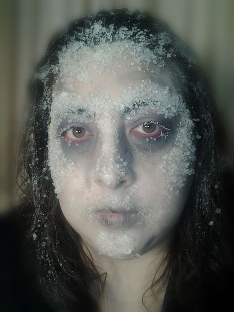 Ice Fx ⛄ Frozen Titanic Costume, Jack Frost Costume, Ice Makeup, Titanic Costume, Frozen Makeup, Horror Inspiration, Ghost Makeup, Frozen Face, Spfx Makeup