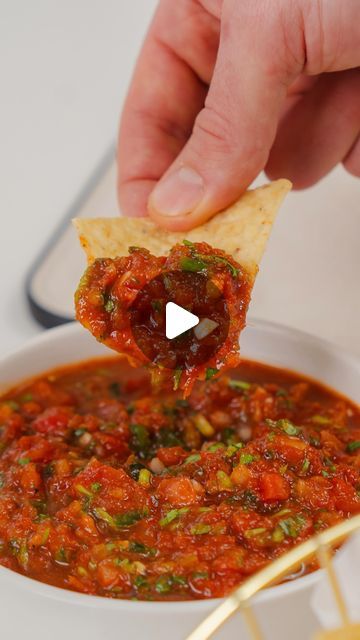 599K views · 11K likes | Andy Hay on Instagram: "Follow @andyseastcoastkitchen_ for more fun and approachable recipes.  • I’m an absolute salsa fanboy, and this Homemade Blender Salsa has to be one of my new favourites. I love a jarred salsa, and a fresh pico de gallo, and this kind of mixes the both. Get your chips and tacos ready, it’s salsa time! • Recipe is on my website, you can find the link by clicking the link in my profile ! It will take you right there! While you are there feel free to sign up for my email list and never miss a recipe!  . . #salsasauce #mexicanfood #foodie #nachos #food #salsa #saucesalsa #tacos #foodlove #foodporn #foodphotography #foodstagram #easyrecipes #homemade #sauce #salsas" Nachos Salsa Dip, Salsa Recipes Homemade, Salsa Sauce Recipe, Homemade Chunky Salsa, Salsa Dip Recipe, Blender Salsa, Jarred Salsa, Salsa Sauce, Salsa Dip