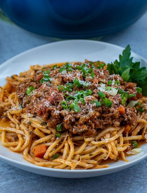 Low Carb Bolognese Sauce w/ Palmini Noodles - Culinary Lion Palmini Noodles, Low Carb Dinner Ideas, Keto Italian, Italian Diet, Keto Sauces, Ground Italian Sausage, Bolognese Sauce, Low Carb Dinner, Meat Sauce