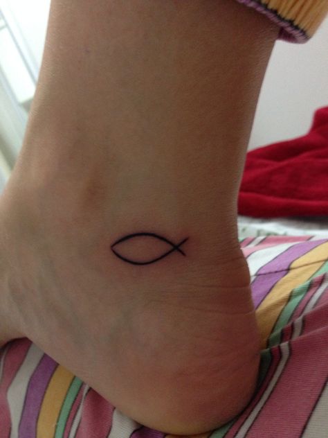 Jesus Fish tattoo Fish Ankle Tattoo, Christian Fish Tattoos, Symbol Of Christianity, Middle Finger Tattoos, Tatoo Styles, Boho Tattoos, Small Tattoos With Meaning, Jesus Tattoo, Bicep Tattoo