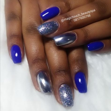 Royal Blue Sns Nails, Royal Blue And Silver Nails Short, Royal Blue Nails Designs Short, Chrome Short Nails, Royal Blue And Silver Nails, Royal Blue Nails Designs, Disco Nails, Blue And Silver Nails, Royal Blue Nails