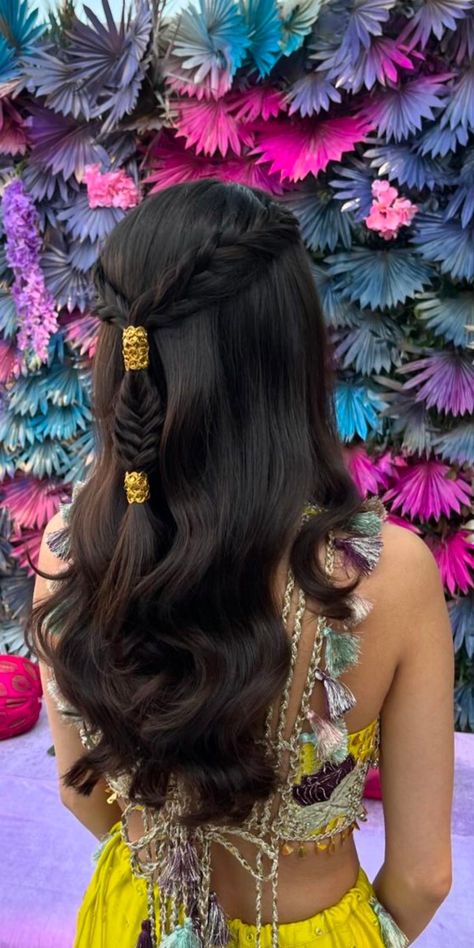 Diwali Hairstyles Indian Long Hair, Traditional Long Hairstyles, Gota Hairstyle, Hairstyles For Garba Night, Navratri Hairstyles Bun, Khajuri Choti Hairstyle, Navaratri Hairstyle, Navratri Hairstyles Indian, Hairstyle For Wedding Function