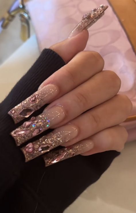 Blinged Out Birthday Nails, Nude Acrylic Nails, Nail Piercing, Glamour Nails, Pretty Gel Nails, Long Square Acrylic Nails, Bling Acrylic Nails, Acrylic Nails Coffin Short, Gem Nails