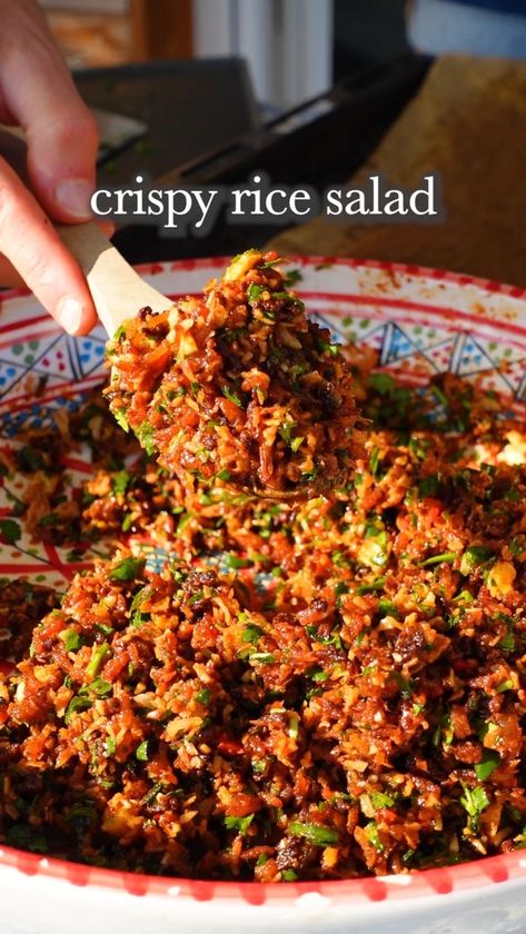 VEGAN NAM KHAO 🇱🇦 Nam khao is a popular salad from Laos, the crispy rice with the fresh herbs, the crunchy nuts and the tangy dressing… | Instagram Crispy Rice Vegan, Crunchy Rice Salad, Lunch Ideas Rice, Nam Khao Recipe, Vegan Crispy Rice, Crispy Rice Recipe, Nam Khao, Vegan Fish Sauce, Crispy Rice Salad