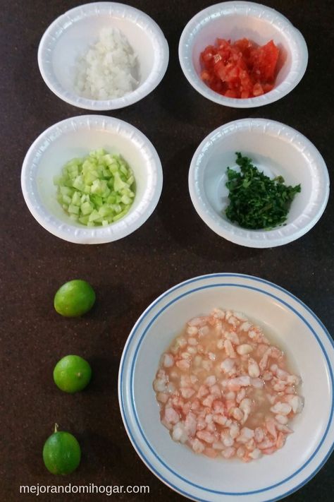 Ceviche de Camarón Mexicano receta mexicana muy fácil Ceviche Recipe Mexican, Ceviche Ingredients, Mexican Ceviche, Shrimp Ceviche Recipe, Authentic Mexican Recipes, Traditional Mexican Food, Recipe Mexican, Ceviche Recipe, Shrimp And Vegetables