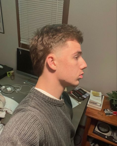 Lowkey Mullet, Long Hair Fade, New Hair Cut Style, Mens Haircuts Thick Hair, Hair Types Men, Crew Cut Haircut, Mens Haircuts Straight Hair, Hair Stages, Men Fade Haircut Short