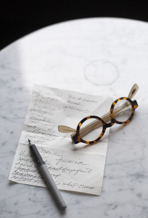 Becoming Roux. Spectacles Photography, Eyewear Inspiration, Tortoise Shell Glasses, Pen And Paper, Tortoise Shell, Spectacles, Personal Branding, Tortoise, A Table