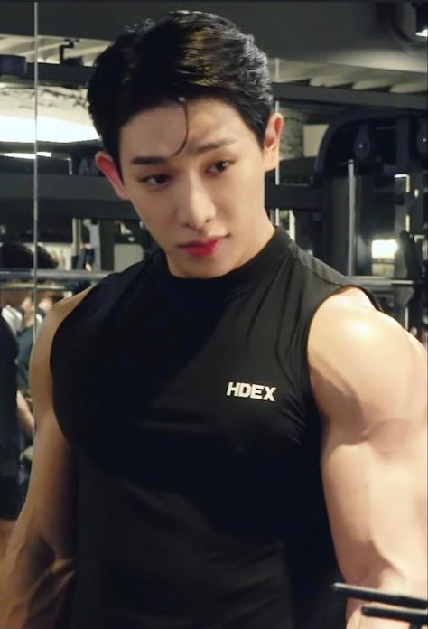 Wonho Pfp, Wonho Abs, Won Ho, Handsome Asian Men, Hot Asian Men, Ideal Boyfriend, Monsta X Wonho, Shirtless Men, Kpop Guys