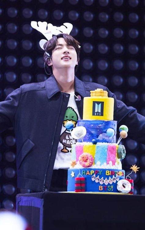 Jin Birthday Cake, Jin Birthday Aesthetic, Bts Jin Birthday Picture, Bts Jin Birthday, Jin Bday, Happy Birthday Kim Seokjin, Jin Happy Birthday, Kim Seokjin Birthday, Jin Birthday