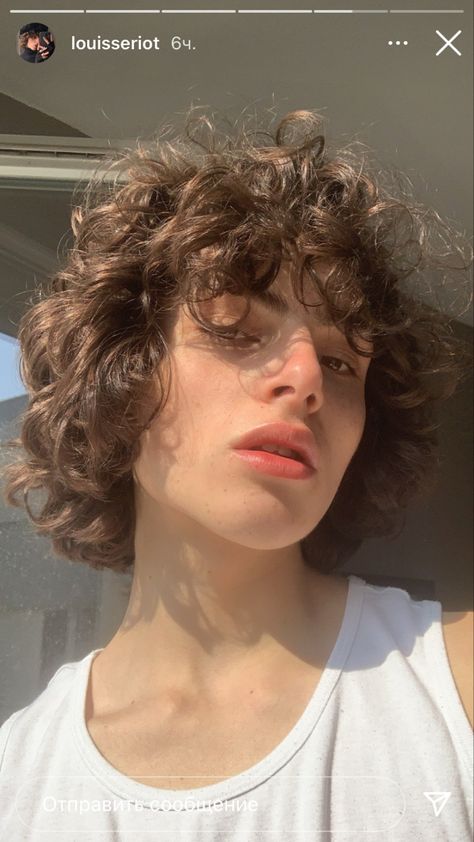 Louis Seriot, Medium Length Curly Hair, Tomboy Hairstyles, Girls Short Haircuts, Girl Haircuts, Curly Hair Men, Hair Reference, Boys Haircuts, Hair Photo