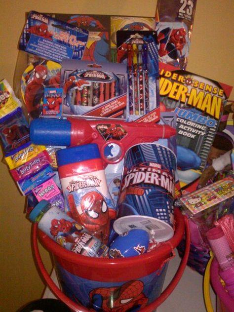 Spiderman Basket Spiderman Things To Buy, Spiderman Things, Raffle Gift Basket Ideas, Creative Gift Baskets, Dog Treats Homemade Easy, Spiderman Gifts, Spiderman Theme, Computers Tablets And Accessories, Cool Fidget Toys