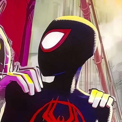 across the spiderverse <3 Hobie And Miles, Spiderman Widgets, Roblox Group, Spider Punk, Miles Spiderman, Blue Exorcist Anime, Exorcist Anime, Duos Icons, Miles Morales Spiderman