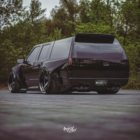 Slammed Chevy Tahoe Rendering Is A Twin-Turbo Monster Custom Tahoe Chevy, Chevy Suburban Custom, Obs Tahoe, 2007 Suburban, Lifted Chevy Tahoe, 2 Door Tahoe, Chevy Obs, Custom Body Kits, Obs Chevy