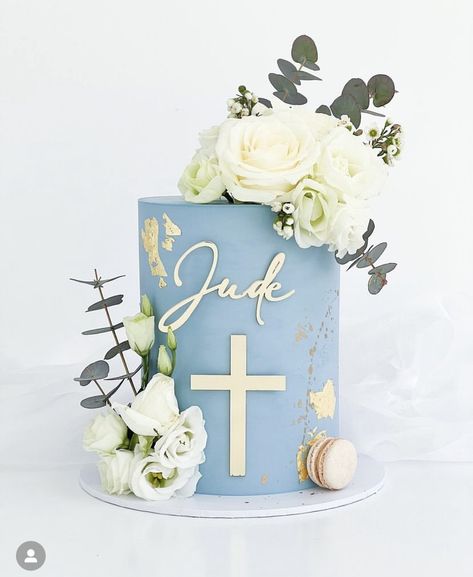 Boy First Communion Cake, Communion Cakes For Boys, Confirmation Cake Ideas, Boy Confirmation Cake, Blue Confirmation Cakes, Cake Confirmation, Confirmation Cakes Catholic, Boys First Communion Cakes, Cross Cakes First Communion