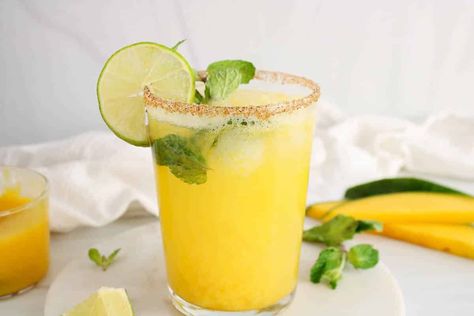 Mango Mocktail (Easy Virgin Mango Mojito) Mocktail Easy, Mango Mocktail, Coulis Recipe, Mango Coulis, Mango Drinks, Mojito Mocktail, Mango Mojito, Virgin Mojito, Mango Jam