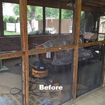 Diy Screened In Porch Cheap, Screen Porch Panels, Small Screened Porch, Screened Front Porches, Outdoor Screen Room, Closed In Porch, Screened In Porch Diy, Screen Porches, Porch Diy