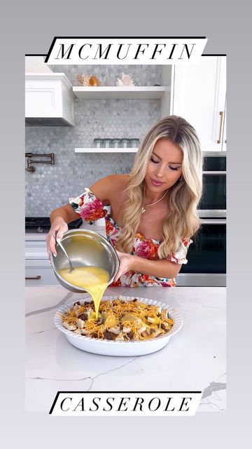 Macy Blackwell on Instagram: "Sausage Egg & Cheese McMuffin Casserole!🍳 Tastes even better than your favorite fast food breakfast sandwich! Recipe by (cookingwithjanica) on Pinterest! ♥️ Ingredients: 8 English muffins (cut into sixths) 8 oz breakfast sausage (cooked + crumbled) 2 cups shredded cheddar cheese 5 eggs 1 1/4 cup milk Salt + Pepper Directions: 1. Grease a baking dish. Toss half of the cut English muffins into the bottom of the dish. 2. Add a layer of half of the cooked saus Macy Blackwell Recipes, Mcmuffin Casserole, Wife Saver Breakfast, Sausage And Egg Mcmuffin, Macy Blackwell, Fast Food Breakfast, Egg Bake, Shredded Cheddar Cheese, Egg Cheese