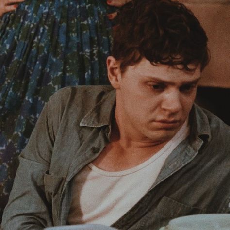 Jimmy Darling Icons, Jimmy Darling Ahs, Jimmy Darling, Header Wallpaper, Phil Of The Future, Ahs Characters, Evan Peters American Horror Story, Kathy Bates, Peter Maximoff