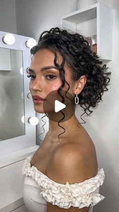 Olivia Calabio, Messy Low Bun, Hairstyle Tutorial, Low Bun, Curly Girl, Curly Hair Styles, Hair Styles, On Instagram, Instagram