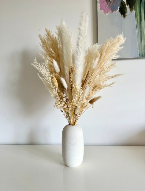 #homedecor #design  #marblestone #sanitary   #designerwashbasin #handmade  #sink #homeinterior #st Pampas Grass Vase Arrangement, Wedding Flowers Minimalist, Dry Flower Arrangements Ideas, Cream Flower Arrangements, Wheat Grass Decor, Dried Wheat Decor, Pampas Grass In Vase, Pampas Deco, Dried Grass Decor