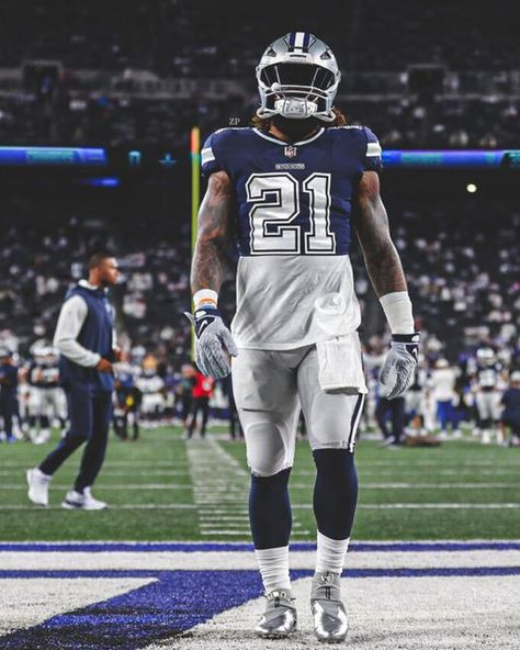 Dallas Cowboys Football Team, Ezekiel Elliott, Dallas Cowboys Football, Cowboys Football, Dallas Cowboys, Football Team, Football Helmets, Dallas, Nfl