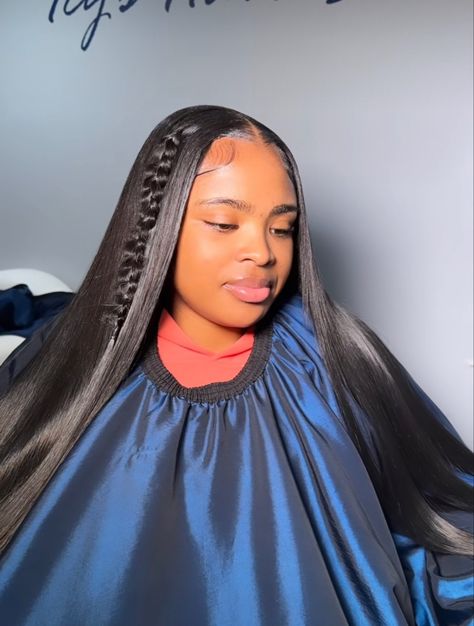 Straight Wig Hairstyles Black Women, Straight Wig Hairstyles, Wig Hairstyles Black Women, Black Lace Front Wigs, Cute Weave Hairstyles, Black Hair Video, Hair Details, Frontal Wig Hairstyles, Black Ponytail Hairstyles