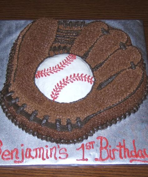 Easy Cakes For Kids, Baseball Birthday Cakes, Rainbow Layer Cakes, Baseball Theme Birthday, Pool Cake, Baseball Cake, Cake Tips, Baseball Theme Party, Monster Cake