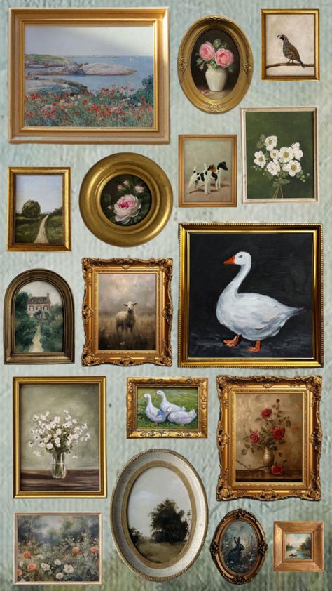 Old House Wall Art, Wallpaper With Gallery Wall, Photo Collages On Wall, Gold Frame Collage Wall Art, Old Fashioned Gallery Wall, Vintage Oil Painting Gallery Wall, Vintage Frame Collage, Gallery Wall Vintage Frames, Wallpaper Gallery Wall