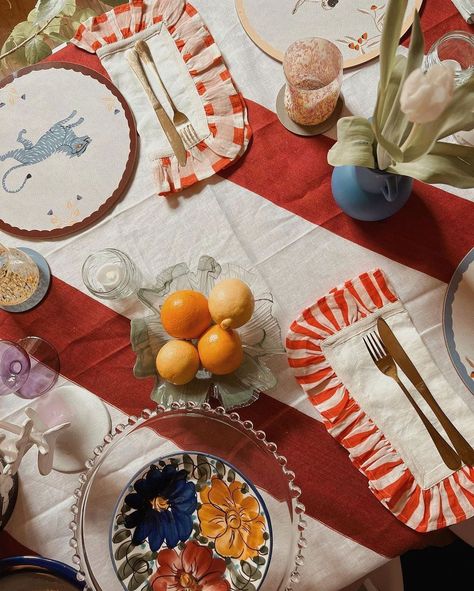 Striped Table Cloth, Modern Tablescape, Striped Tablecloths, Dinner Club, Fruit Display, This Girl Can, Striped Table, Table Linen, Red Stripe