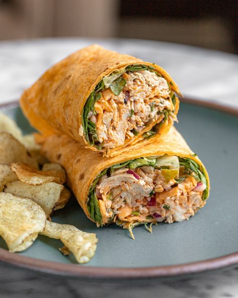 Recipe With Rotisserie Chicken, Small Batch Recipes, Spicy Chicken Wrap, Chicken Wrap Recipe, Buffalo Sauce Recipe, Chicken Buffalo, Batch Recipes, Spicy Buffalo Chicken, Buffalo Chicken Wraps