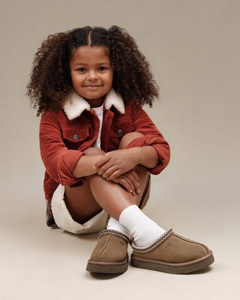 Shop New Arrivals Baby Uggs Outfit, Outfit Ugg, Girls Ugg Boots, Ugg Store, Ugg Kids, Mini Baileys, Bailey Bow, Kids Uggs