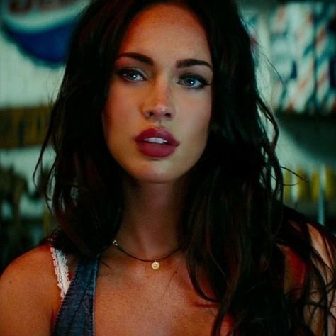 Megan Fox 2009, Mikaela Banes, Megan Fox Transformers, Megan Fox Makeup, Megan Fox Hair, Estilo Megan Fox, Megan Fox Style, Fox Makeup, Megan Denise Fox