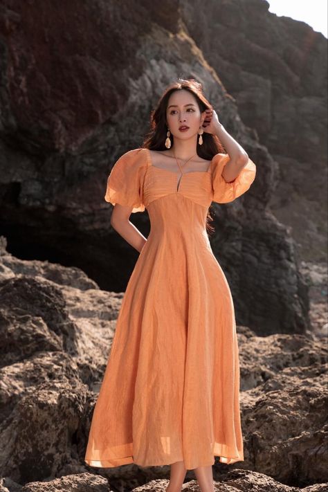 Orange Frock, Frocks And Gowns, Stylish Midi Dress, Frock For Women, Womens Wedding Dresses, Dress Design Patterns, Prom Dresses Modest, Designer Blouse Patterns, Korean Fashion Dress