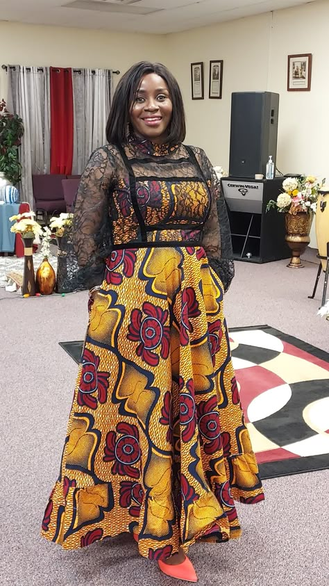 Ankara With Lace, Ankara Flare Gown Styles, Ankara Flare Gown, African Gold, Traditional African Clothing, Long African Dresses, Ankara Tops, Modest Dresses Fashion, Simple Gowns