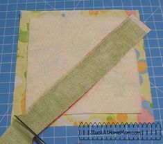 How to Quilt As You Go Quilt As You Go Backing, Quilt As You Go Blocks Simple, Quilt Hacks, Cloth Craft, Arrow Quilt, Strip Quilt Patterns, Quilting Methods, How To Quilt, English Paper Piecing Quilts