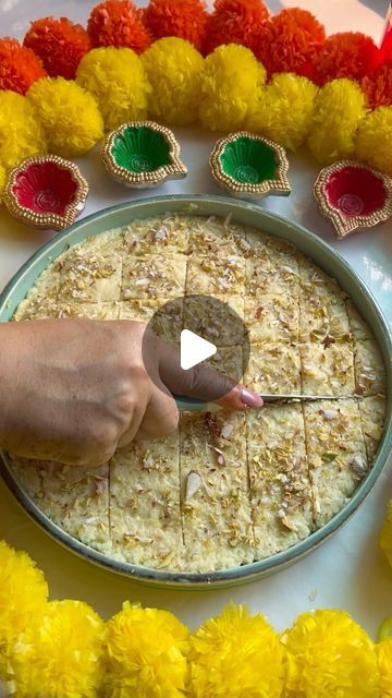 Shilpi Sharma on Instagram: "May the blessings of Hanumanji fill your life with courage and wisdom. Happy Hanuman Jayanti!🙏🏻🙏🏻  In Frame: Instant Kalakand✨  Easy kalakand recipe made in 10 minutes with condensed milk and paneer. Moist, juicy and soft set with a delicious flavor and great texture.  INGREDIENTS :) _ 1 tin condensed milk 400 grams, _ 400grams homemade paneer _ ½ teaspoon cardamom powder, 6-7 saffron strands • 2 tablespoons chopped nuts (pistas, cashews or almonds) • 1 teaspoon ghee  Keep follow @myexperiencediaries for more such recipes 💕  #kalakand #indianmithai #milkcake #dhanteras #festiveseason #hanumanjyanti   , kalakand, milkcake, homemade sweets, festival" Paneer Sweet Recipes, Kalakand Recipe, Homemade Paneer, Happy Hanuman Jayanti, Hanuman Jayanti, Homemade Sweets, Milk Cake, Cardamom Powder, Indian Sweets