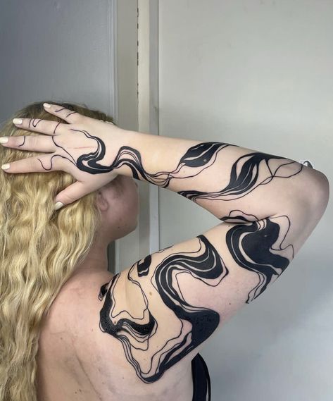 Wiggly Line Tattoo, Swirly Abstract Tattoo, Abstract Leg Sleeve Tattoo, Contemporary Tattoo Sleeve, Swirly Tattoo Sleeve, Spiral Sleeve Tattoo, Swirl Tattoo Sleeve, Flowing Ink Tattoo, Flowy Tattoo Sleeve