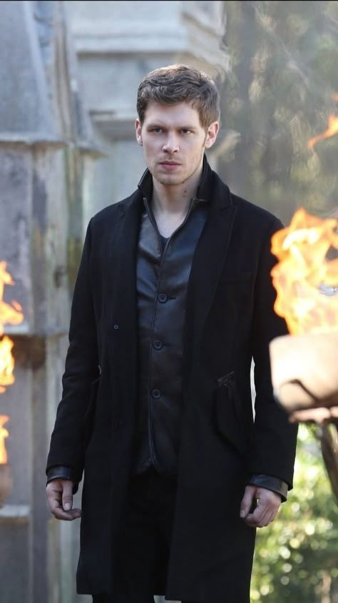 The Vampire Diaries Klaus, Klaus Mickelson, Vampire Diaries Klaus, Klaus Michaelson, The Originals Tv Show, Klaus Caroline, Klaus From Vampire Diaries, Klaus The Originals, Santa Klaus