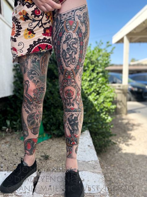 Traditional Foot Tattoo, American Traditional Knee Tattoo, Traditional Leg Sleeve, Trad Sleeve, West Tattoo, Tattoo Perna, Neo Tattoo, Traditional Tattoo Old School, C Tattoo