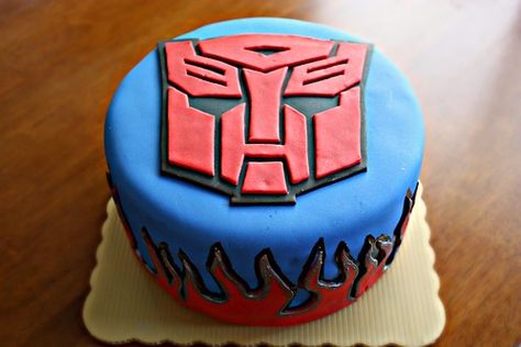 Art of Dessert: Tutorial: Transformers Autobot Cake Optimus Prime Cake, Transformers Birthday Cake, Rescue Bots Birthday, Transformers Cake, Transformers Birthday Parties, Transformer Party, Transformer Birthday, Birthday Traditions, Boy Birthday Cake