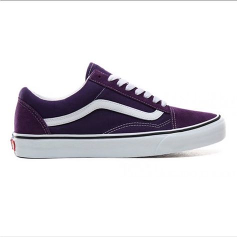 Nwt Vans Old Skool Shoe In Purple Size 8 Women’s / 6.5 Men’s. Classic Unisex Versatile Shoe. Brand New, Never Worn. In Excellent Condition. *Iconic Low-Top, Sidestripe Shoe *Durable Suede And Canvas Uppers *Lace-Up Closure *Reinforced Toe Caps *Supportive Padded Collars *Signature Rubber Waffle Outsoles Vans Womens Shoes, Vans Sk8 Mid, Vans Old School, Shoes Purple, Floral Sneakers, Vans White, Black And White Shoes, Lace Sneakers, Custom Vans