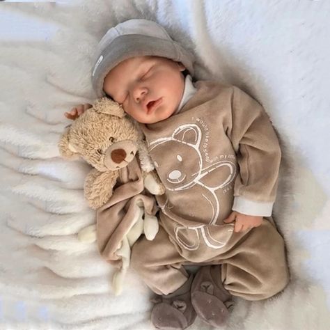 Baby Boy Doll Clothes, Newborn Baby Needs, Reborn Baby Boy Dolls, Bb Reborn, Twin Baby Boys, Real Life Baby Dolls, Real Baby Dolls, Reborn Baby Boy, Fake Baby