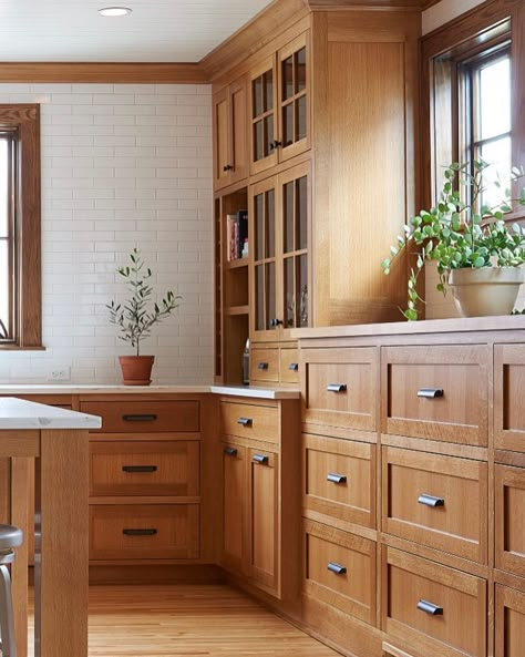 “We have too much storage space,” said no one ever. . 📷: @joshgrubbs Styling: @siriknutson . . . . . #craftsmanhome #whiteoak… | Instagram Craftsman Kitchen Shelves, Craftsman Wood Kitchen Cabinets, Freestanding Craftsman Kitchen, Northwest Craftsman Home, Victorian Remodel, Kraftmaid Rustic Maple Husk Cabinets, Wimbledon House, American Bungalow, Artful Interiors