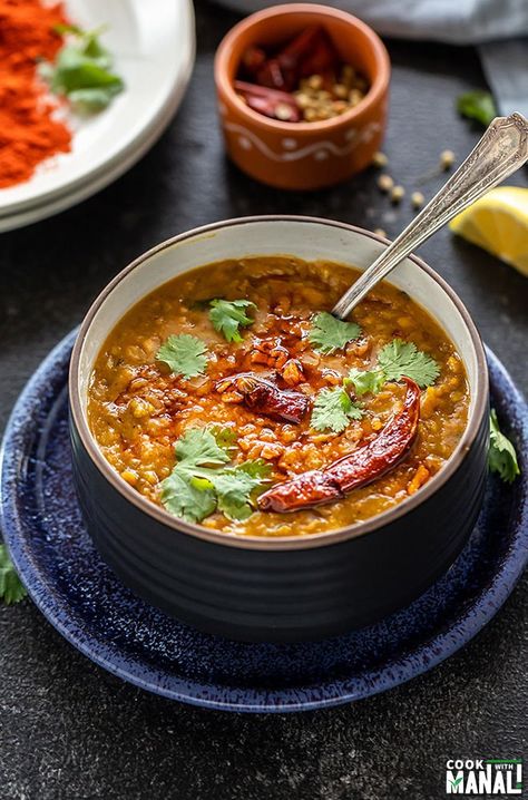 Restaurant style Dal Tadka (lentils) tempered with ghee and spices! This dal has a smokey flavor which makes it all the more special! #indian #vegetarian Daal Tadka, Green Chutney Recipe, Cooking Beans, Dahl Recipe, Curry Masala, Dal Tadka, Indian Curries, Dal Recipe, Veg Dishes